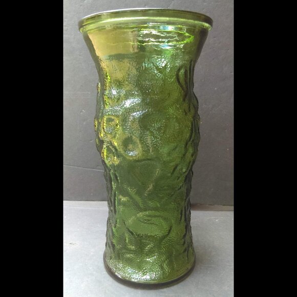 Vintage E.O Brody Co. Green Crinkle Texture Glass Vase 9-3/4" Tall - Picture 3 of 9
